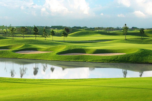 Sân golf Xuân Thành